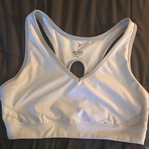 🔥Old Navy White Sports Bra - M